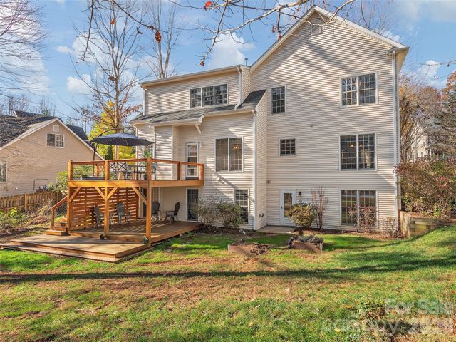 906 Woodvine Road, Asheville, NC 28803