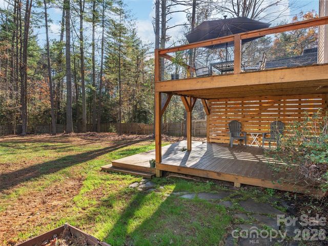 906 Woodvine Road, Asheville, NC 28803