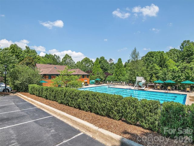 906 Woodvine Road, Asheville, NC 28803
