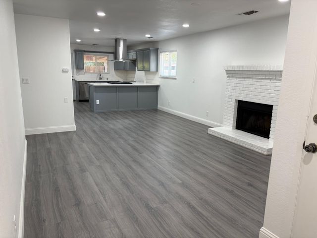 3417 Mitchell Avenue, Selma, CA 93662