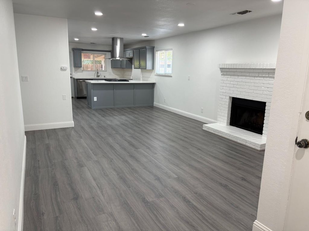 Image 2 of property listing at 3417 Mitchell Avenue, Selma, CA 93662