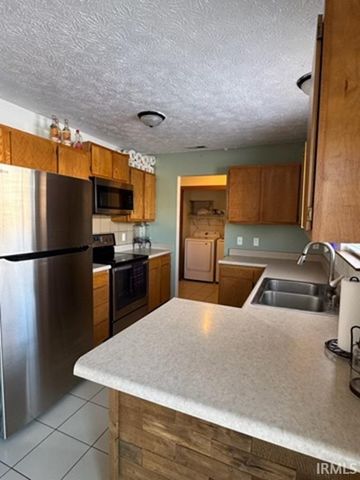 1920 Honeybrook Way, Lafayette, IN 47909