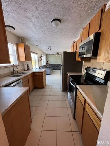 1920 Honeybrook Way, Lafayette, IN 47909