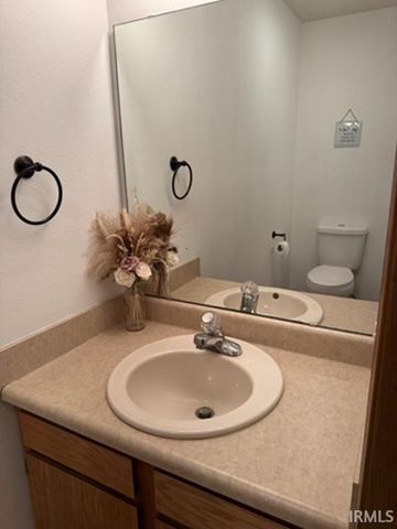 1920 Honeybrook Way, Lafayette, IN 47909