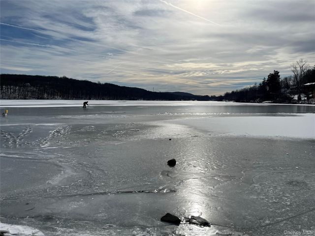 83 Lake Region Boulevard, Monroe, NY 10950