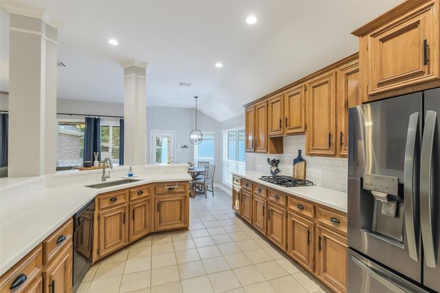 13739 Sherburn Manor Drive, Cypress, TX 77429