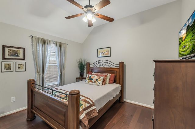13739 Sherburn Manor Drive, Cypress, TX 77429