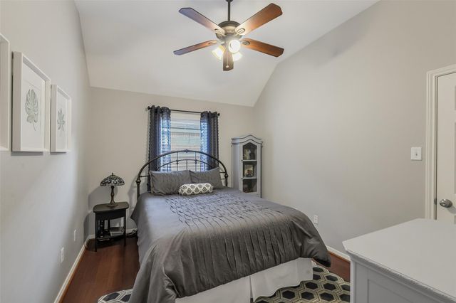 13739 Sherburn Manor Drive, Cypress, TX 77429