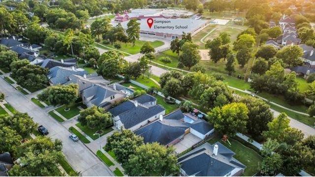 13739 Sherburn Manor Drive, Cypress, TX 77429