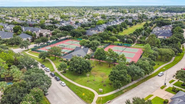 13739 Sherburn Manor Drive, Cypress, TX 77429
