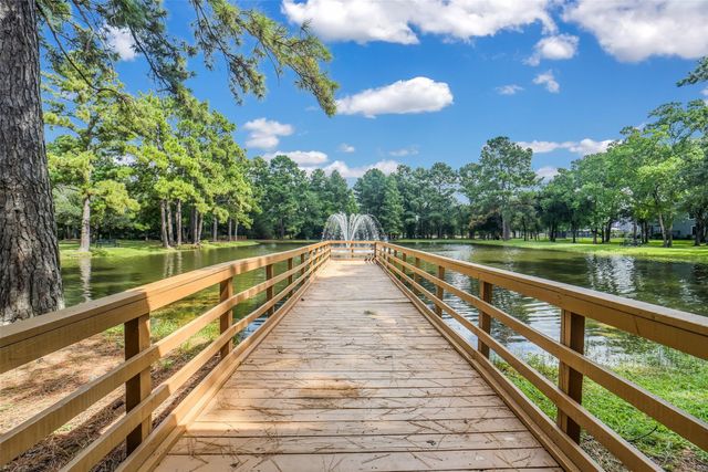 13739 Sherburn Manor Drive, Cypress, TX 77429