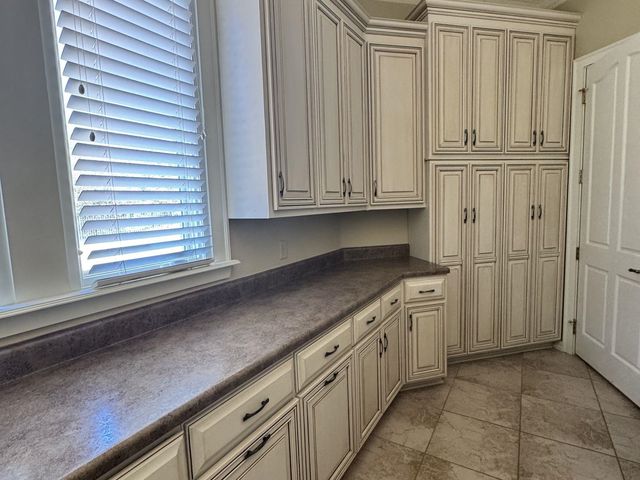 1940 RALEIGH-LAGRANGE DR, Rossville, TN 38066