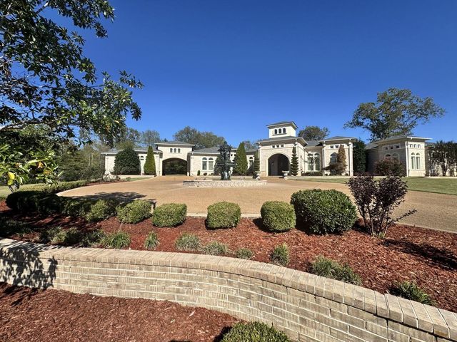 1940 RALEIGH-LAGRANGE DR, Rossville, TN 38066