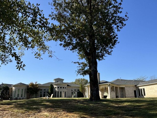 1940 RALEIGH-LAGRANGE DR, Rossville, TN 38066