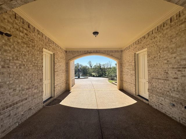 1940 RALEIGH-LAGRANGE DR, Rossville, TN 38066