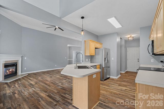 17121 Cambridge Grove Drive, Huntersville, NC 28078