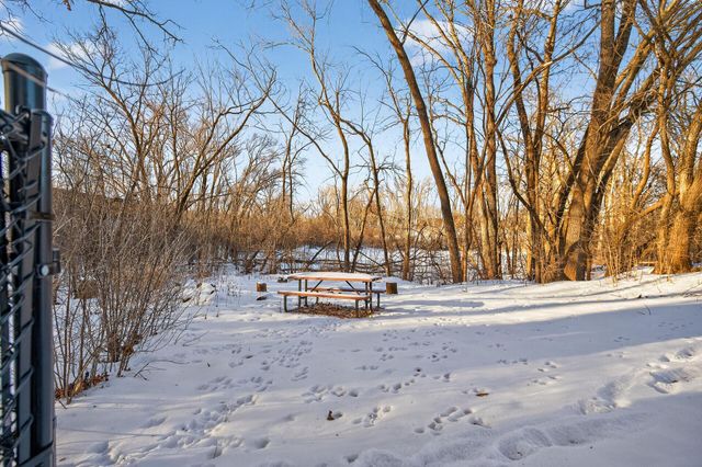 7919 Blackstone Avenue, Inver Grove Heights, MN 55076