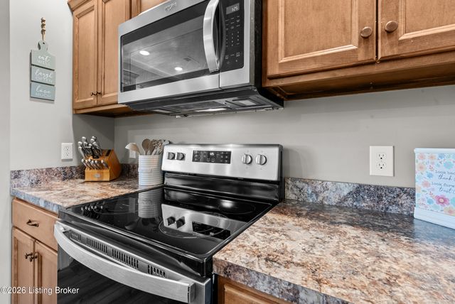 123 Redwood Dr, Bardstown, KY 40004