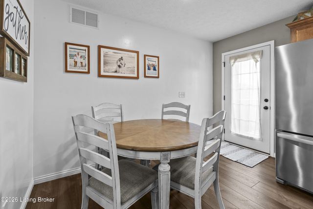 123 Redwood Dr, Bardstown, KY 40004