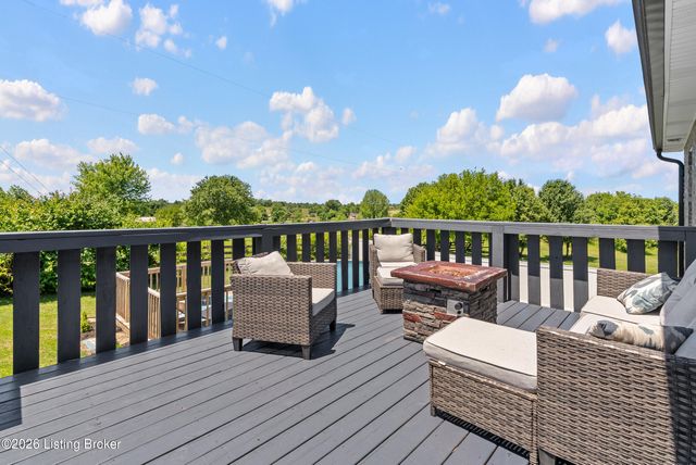 123 Redwood Dr, Bardstown, KY 40004