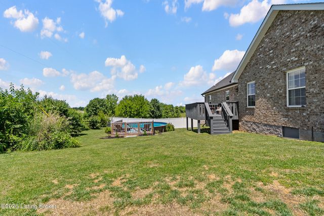 123 Redwood Dr, Bardstown, KY 40004