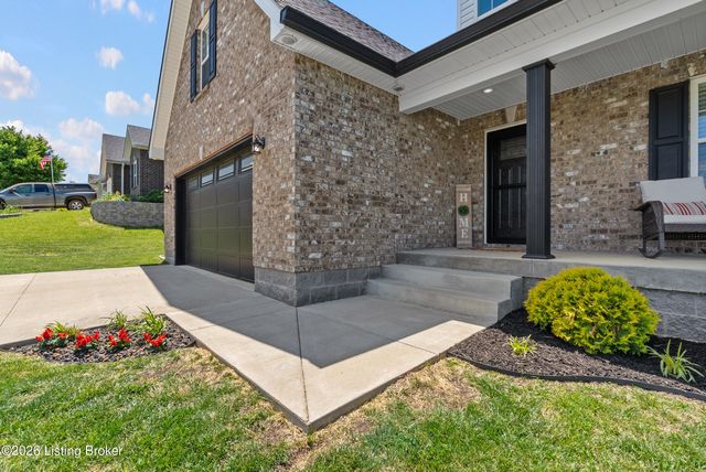 123 Redwood Dr, Bardstown, KY 40004