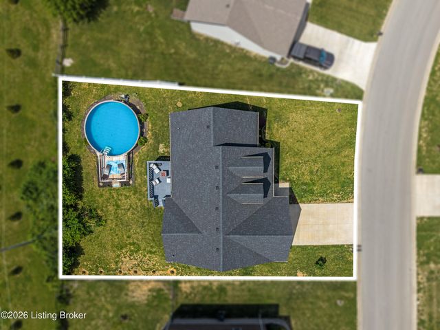 123 Redwood Dr, Bardstown, KY 40004