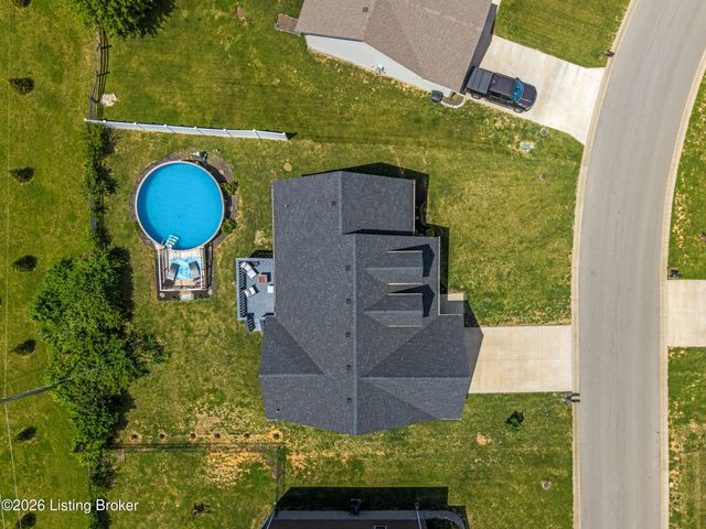 123 Redwood Dr, Bardstown, KY 40004