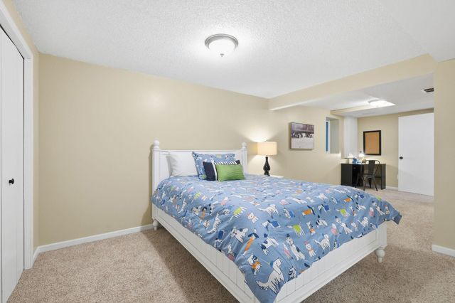 1128 Selby Avenue, Saint Paul, MN 55104
