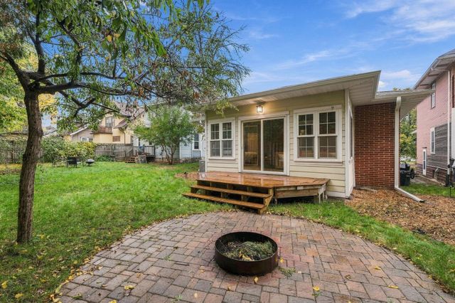1128 Selby Avenue, Saint Paul, MN 55104