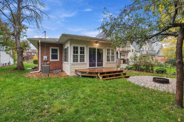 1128 Selby Avenue, Saint Paul, MN 55104