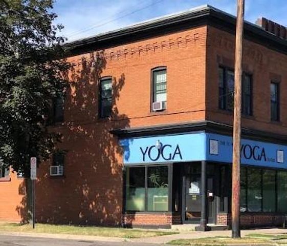 1128 Selby Avenue, Saint Paul, MN 55104