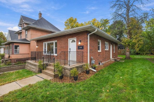 1128 Selby Avenue, Saint Paul, MN 55104