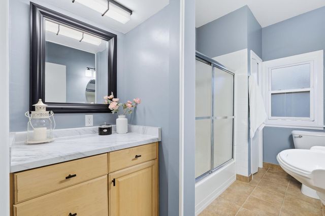 1128 Selby Avenue, Saint Paul, MN 55104