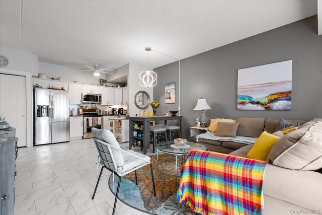 221 Beach 80th Street 7B, Rockaway Beach, NY 11693