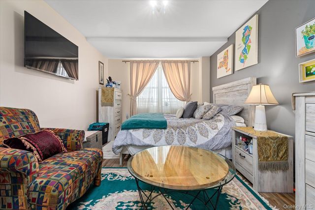 221 Beach 80th Street 7B, Rockaway Beach, NY 11693