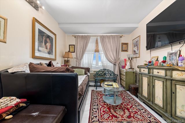 221 Beach 80th Street 7B, Rockaway Beach, NY 11693