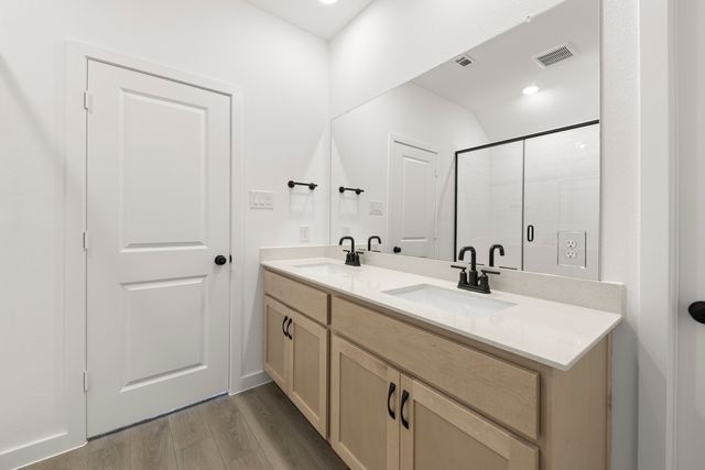 5937 Laurel Lake Lane, Pilot Point, TX 76258