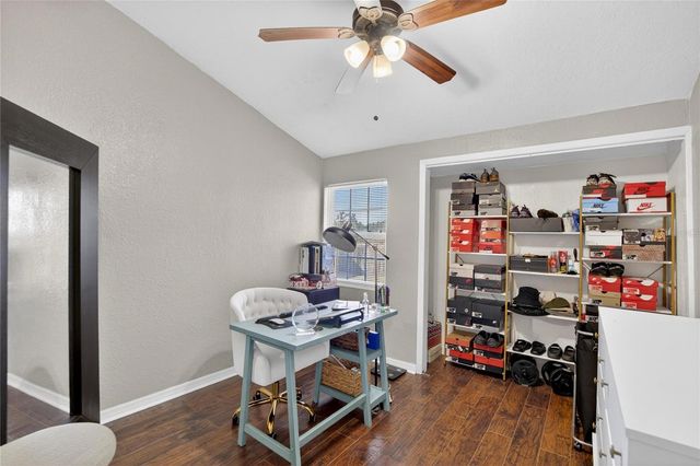 1009 LENNA AVENUE, Seffner, FL 33584