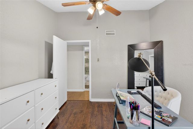 1009 LENNA AVENUE, Seffner, FL 33584