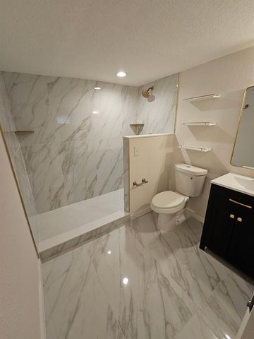 1009 LENNA AVENUE, Seffner, FL 33584