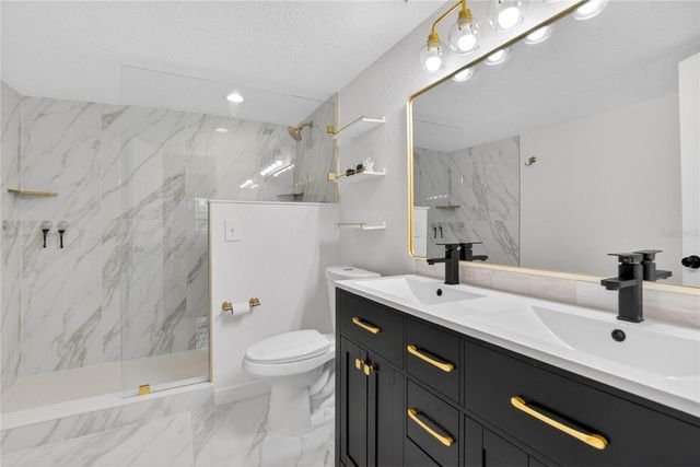 1009 LENNA AVENUE, Seffner, FL 33584