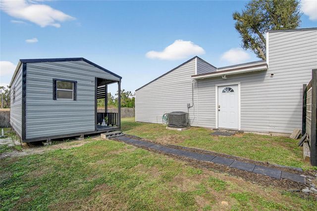 1009 LENNA AVENUE, Seffner, FL 33584