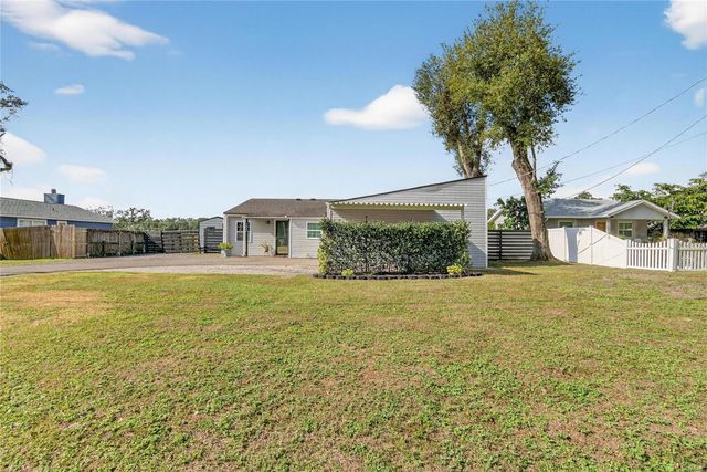 1009 LENNA AVENUE, Seffner, FL 33584