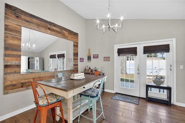 1009 LENNA AVENUE, Seffner, FL 33584