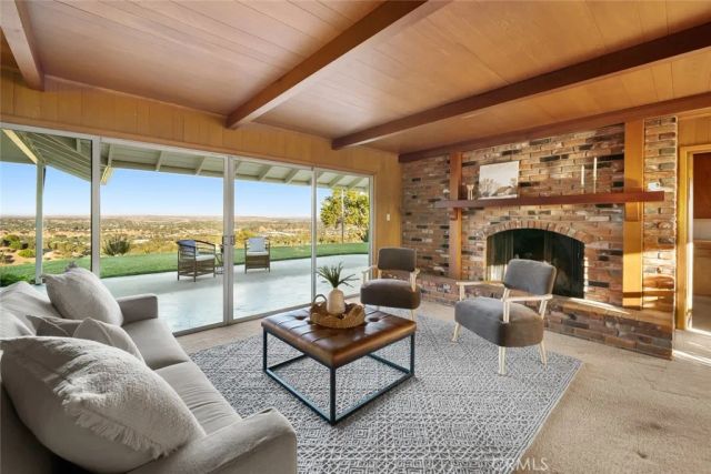 490 Pacific Avenue, Paso Robles, CA 93446