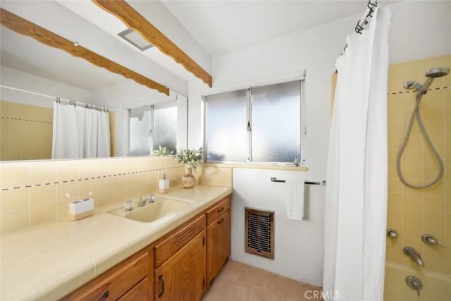 490 Pacific Avenue, Paso Robles, CA 93446