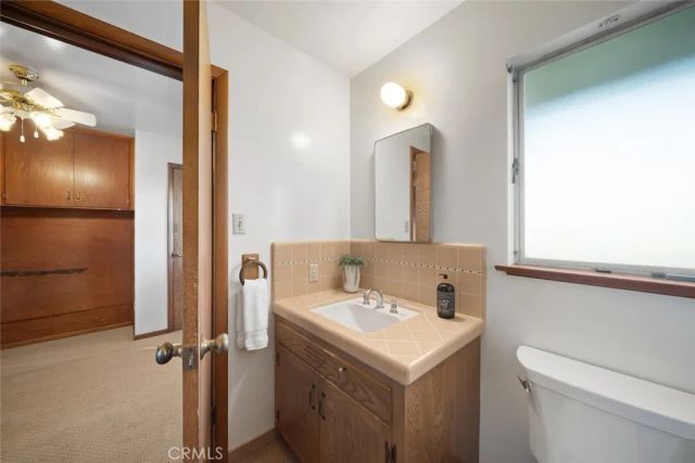 490 Pacific Avenue, Paso Robles, CA 93446