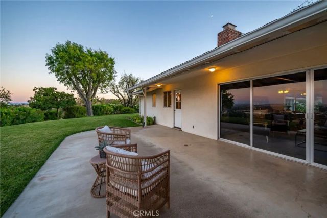 490 Pacific Avenue, Paso Robles, CA 93446