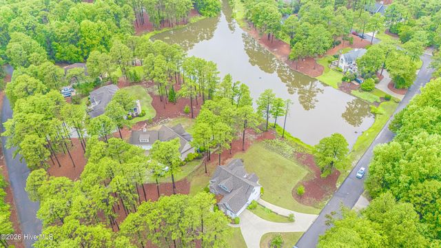 140 Edgewater Place, Pinehurst, NC 28374